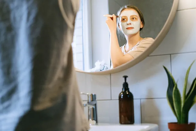Maquillage et masque : le bon ordre